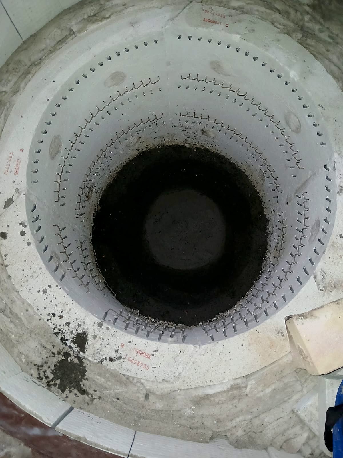 The furnace's new Fibrothal heating system, wire elements set into the hot face around the crucible pit