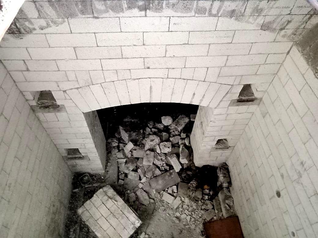 Brick-lined chamber walls during the lining work