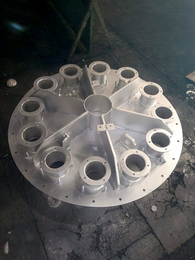 The modified heater mounting base plate