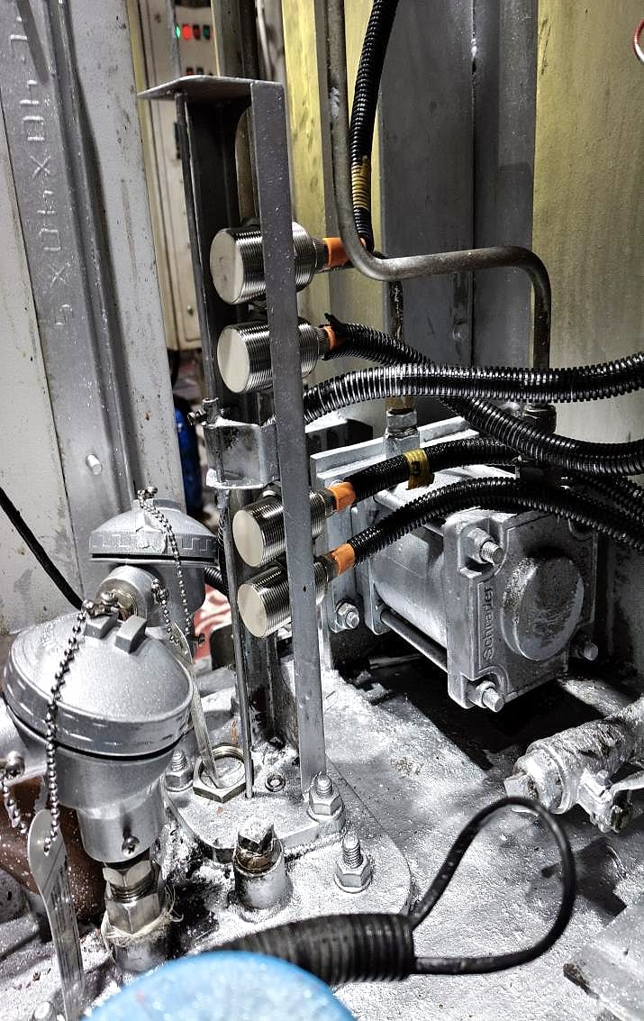 New quench-oil level sensor, one of four now monitored by the PLC